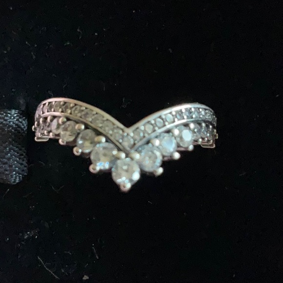 Pandora Princess tiara ring size 56 - Picture 3 of 5